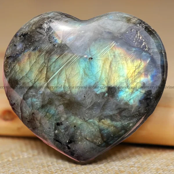 Labradorite Heart (Protection)