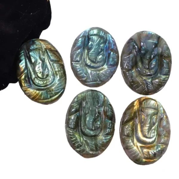 Labradorite Pocket Ganesha Crystal Coin – 1inch (Manifestation)